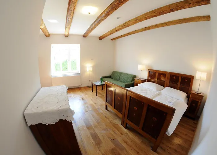 Penzion Na Mlate Pavlice